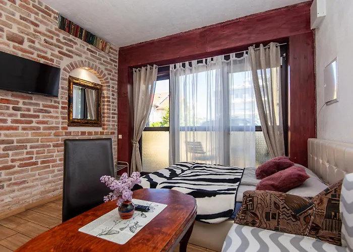 Pas Jolanta 民宿 *