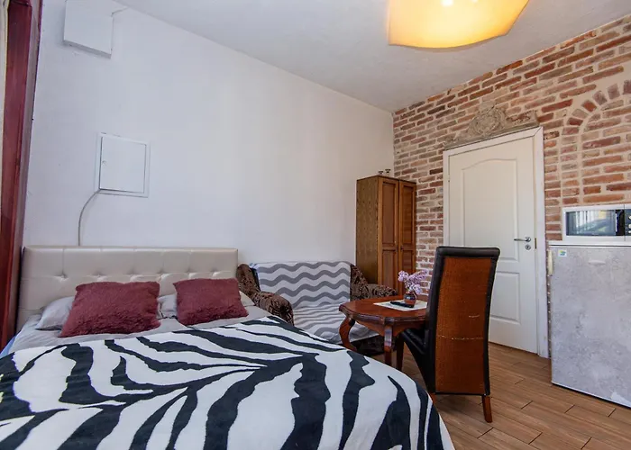 Pas Jolanta 民宿 帕兰加